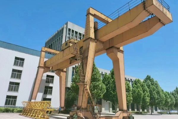 淄博工地双主梁二手32吨龙门吊跨度22米