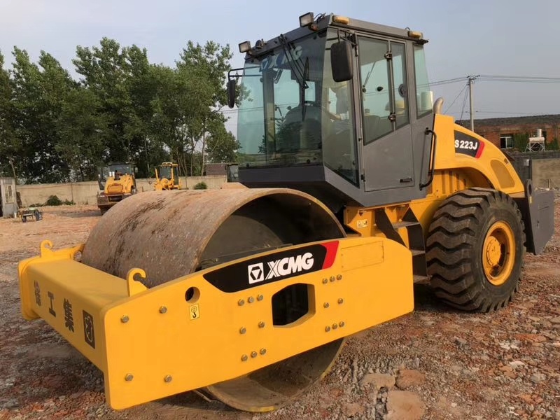 台山二手压路机市场|20吨22吨26吨振动徐工压路机