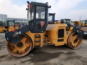 公主岭二手压路机市场|徐工22吨 26吨压路机 原装正版