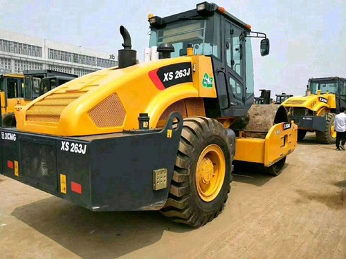 平阳二手压路机市场|20吨22吨26吨振动徐工压路机