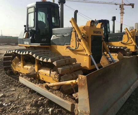 阿克苏二手推土机市场|山推160/220大型推土机