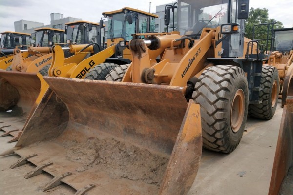 钦州二手装载机市场|柳工龙工、临工30、50铲车,5吨铲车
