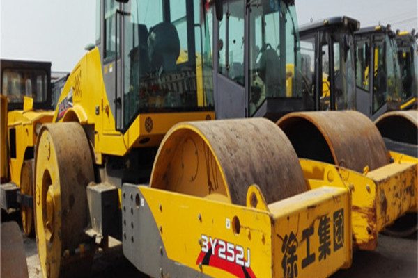 山东济南 青岛优惠出售二手徐工21吨-25吨铁三轮压路机