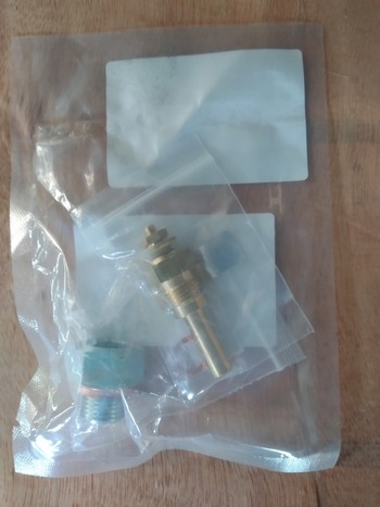 供应山推山推SD32推土机温度传感器D2320-00000
