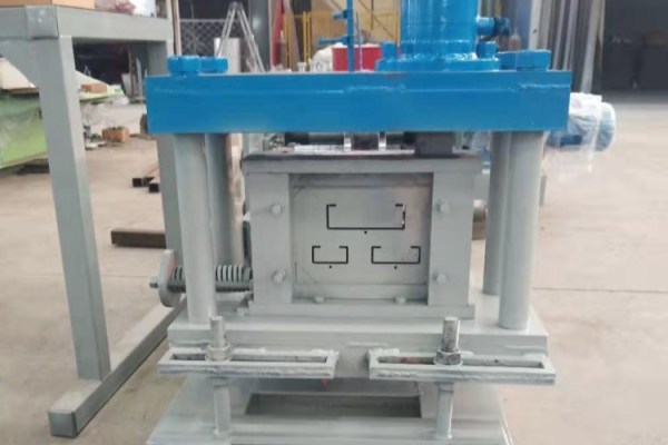 明泰机械加工生产各种异型成型机设备