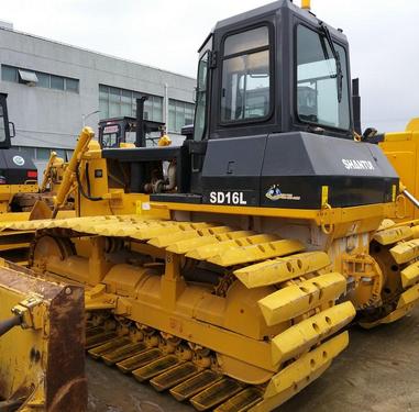 山推二手推土机多少钱？SD16型SD22型SD32型二手推土机报价