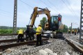 供应山东铁推75型挖机改装铁路换枕机 轨道枕木的维修保养