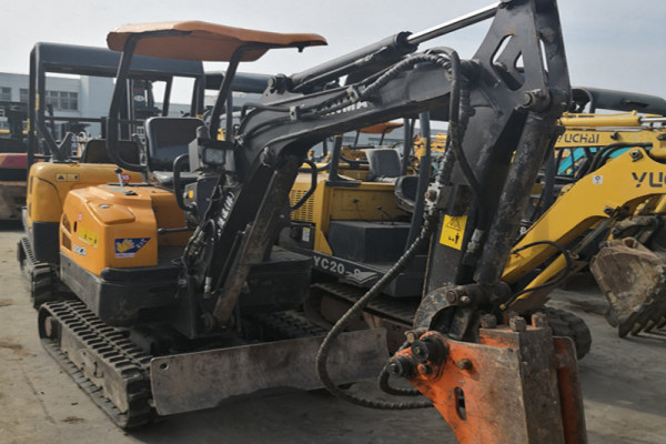 杭州|台州|温州二手挖掘机市场出售玉柴YC18-8小松25-8小型二手挖掘机