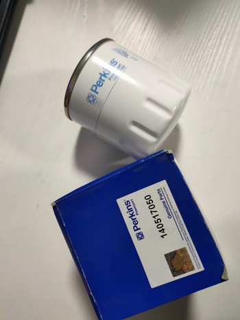 供应perkins珀金斯140517050沥青混凝土摊铺设备滤清器机油滤芯