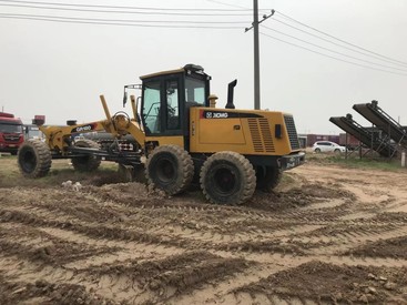 牡丹江二手平地機市場| 徐工180平地機個人轉讓