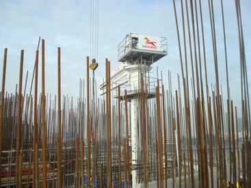 供应信瑞重工布料杆无线遥控内爬布料机