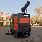 供应瑞立2000型清扫机 全封闭式电动扫路车 源头厂家长期供应