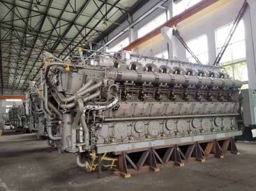 出售二手全新MAN18V32/40重油发电机组（8640KW,720RPM,60HZ）
