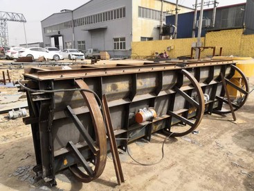 防撞墙模具珩迦定制高速高铁桥梁水泥预制防撞护栏钢模具