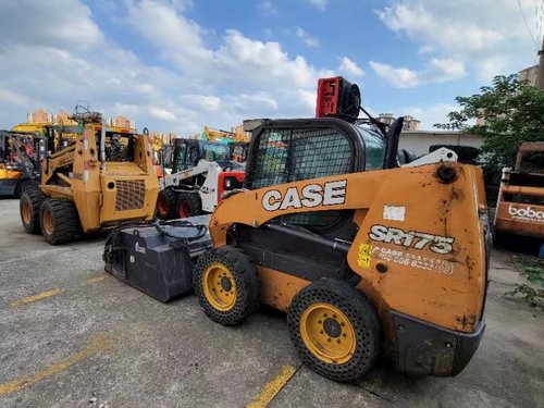 原装进口CASE凯斯SR175 滑移装载机多功能车道路清扫机