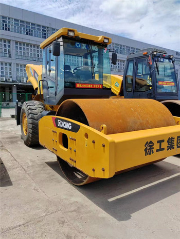 吕梁二手压路机市场//出售二手徐工20吨22吨26吨压路机