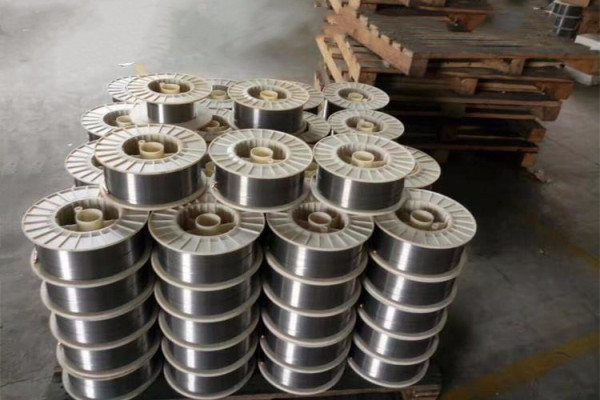 供应YD266高锰钢耐磨堆焊药芯焊丝批发