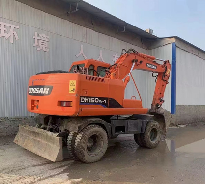 仙桃二手挖掘机市场|13-15-18玉柴挖掘机