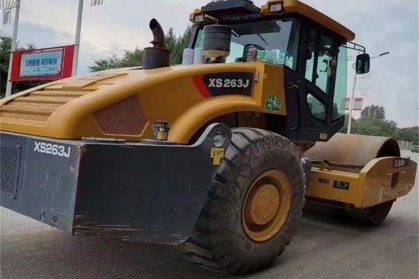中山二手压路机市场|徐工26吨22吨20吨二手振动压路机