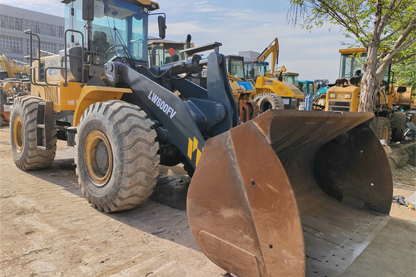 聊城二手装载机市场|二手柳工龙工临工3050装载机铲车