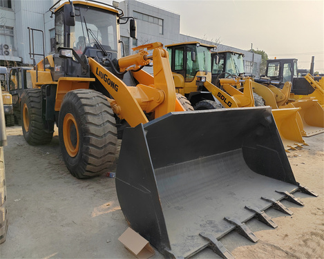 凉山二手装载机市场|二手柳工龙工临工3050装载机铲车
