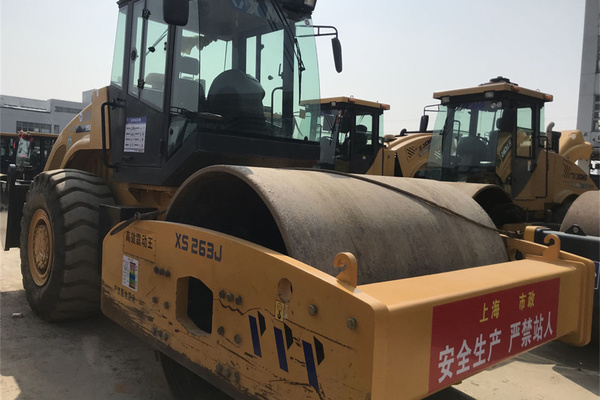 安宁二手压路机市场|徐工20吨22吨26吨单钢轮振动压路机