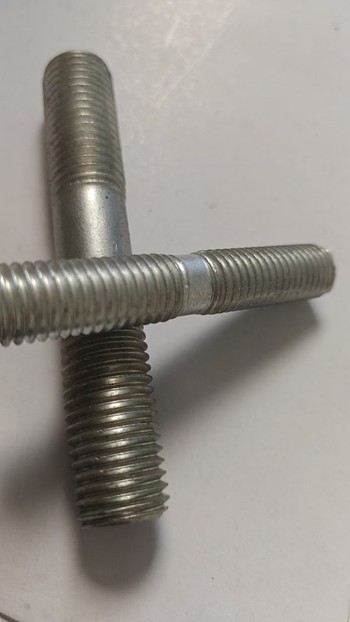 供应创远紧固件m16*908.8级碳钢双头螺栓A汕头农用机械设备连接使用