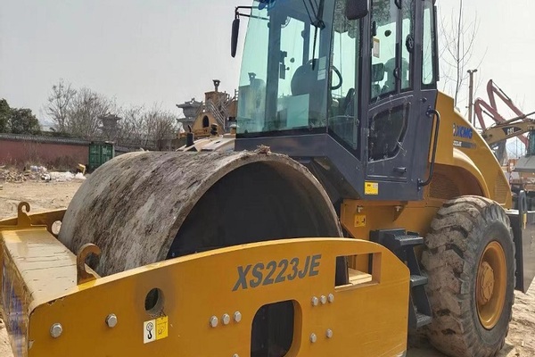 出售二手徐工压路机 26吨压路机 振动压路机 双钢轮压路机